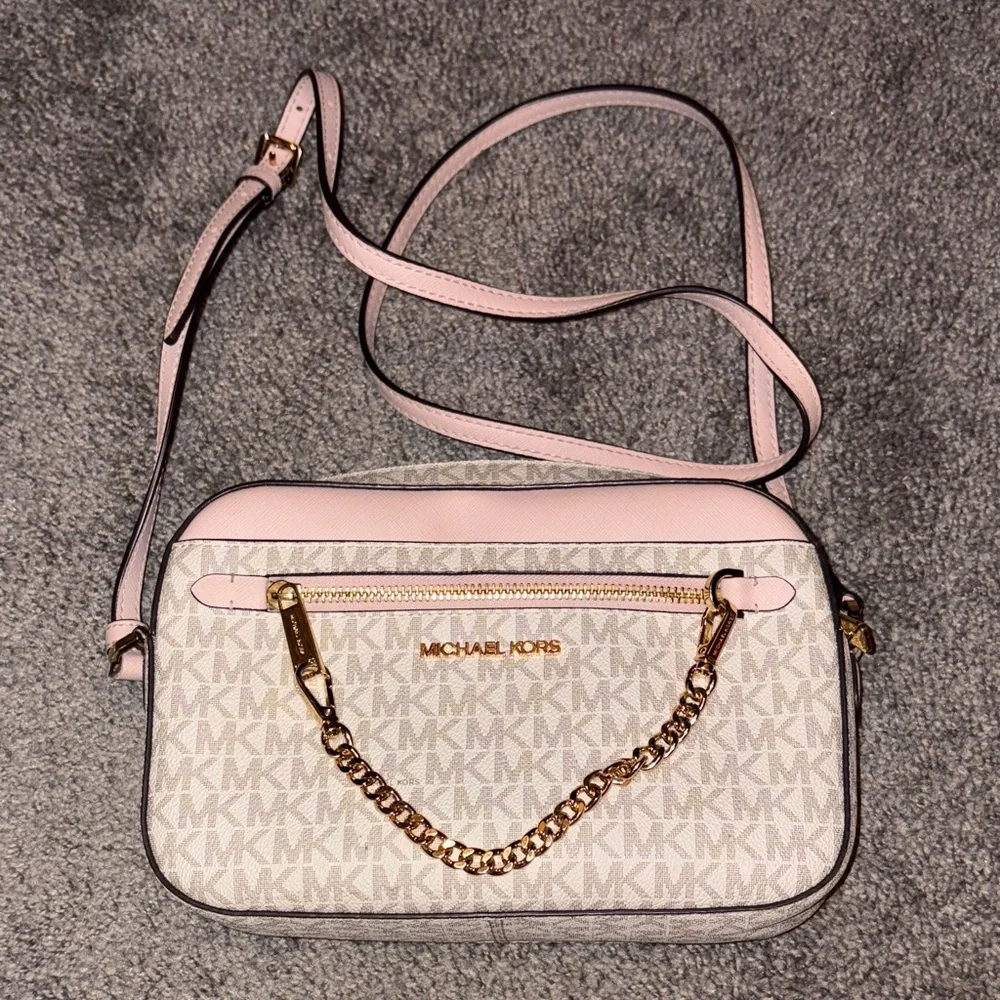 Michael Kors Pink and Cream Crossbody Bag - Picture 1 of 4